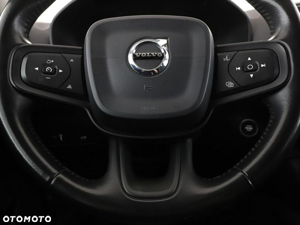 Volvo XC 40 D3 AWD - 22