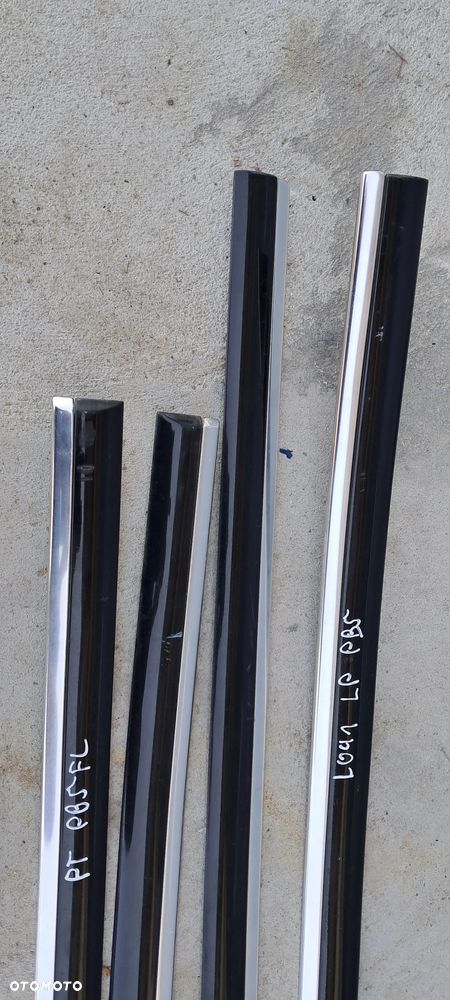 Listwa Chrom Drzwi Prawy Przód Prawa Przednia VW Passat B5 - 2