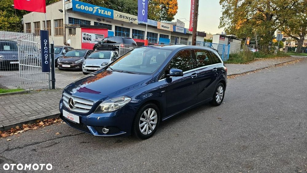 Mercedes-Benz B-Class 2012 photo 3