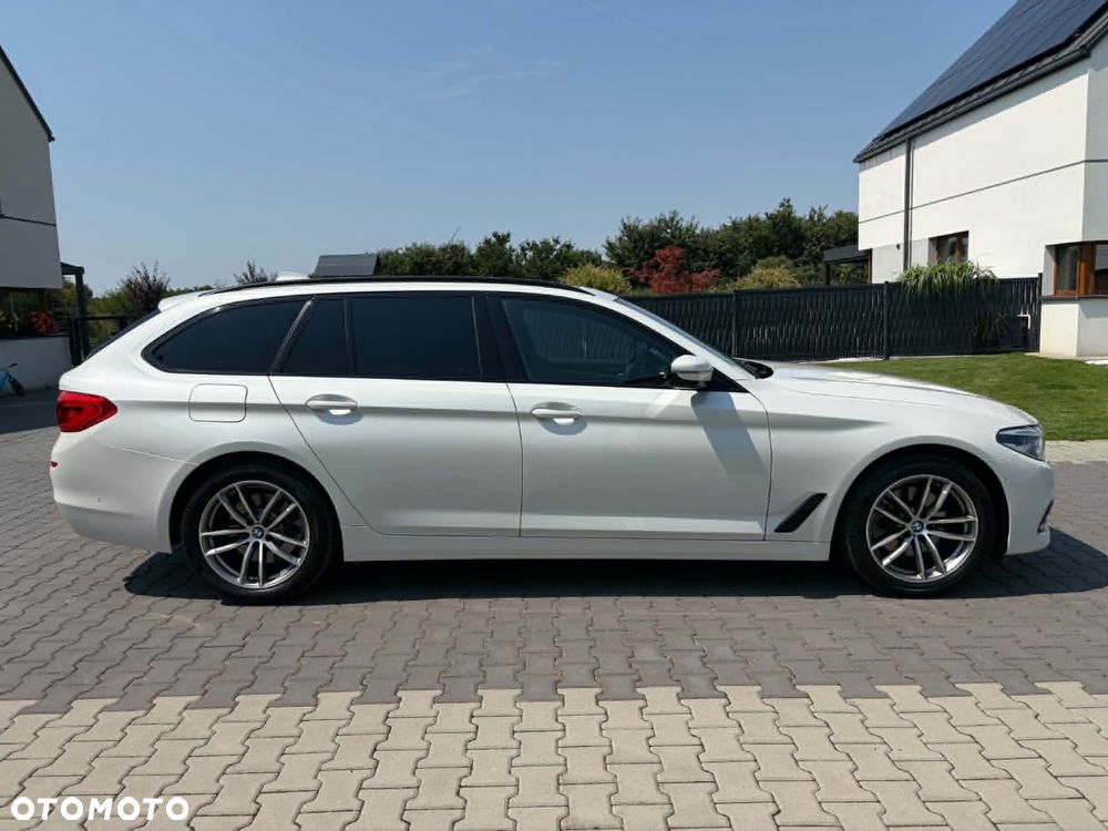 BMW Seria 5 520d xDrive Sport Line - 6