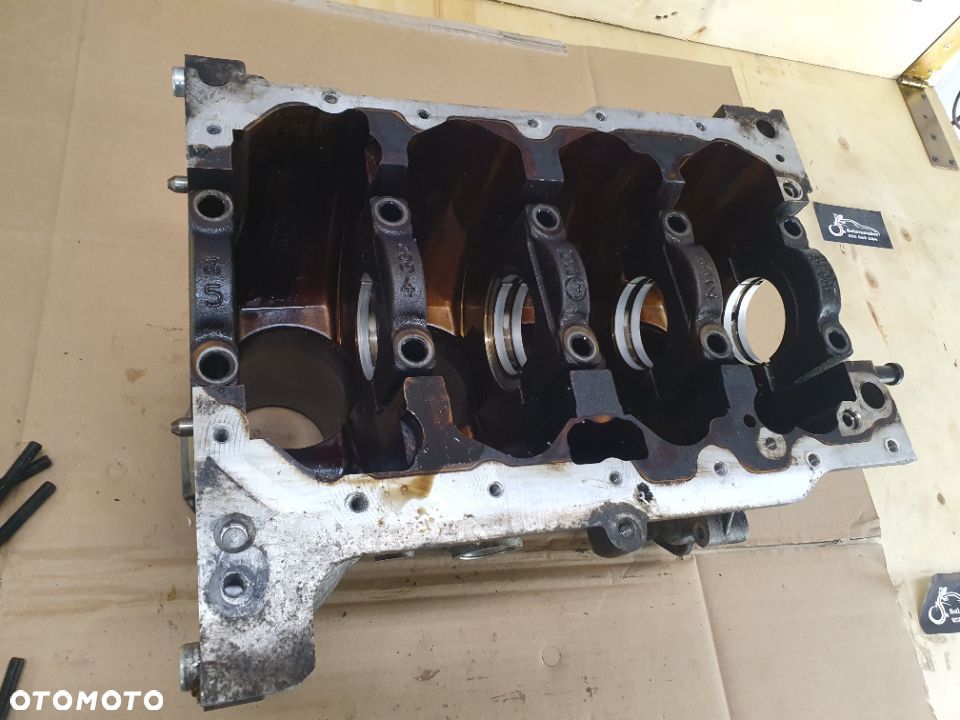 Blok 03C103019 G H Silnika Slupek Panewki 1.6 FSI BAG VW Golf V A3 8P Leon II Jetta 03C103019 G H - 19