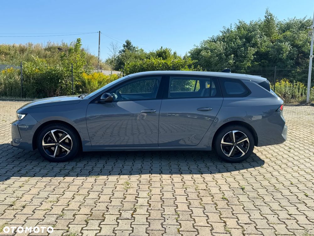 Opel Astra 1.2 T Edition S&S - 16