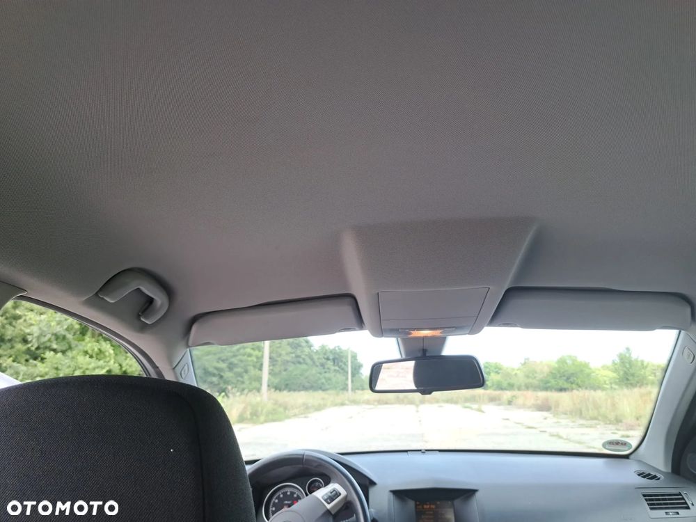 Opel Astra 1.6 Edition Sport - 31