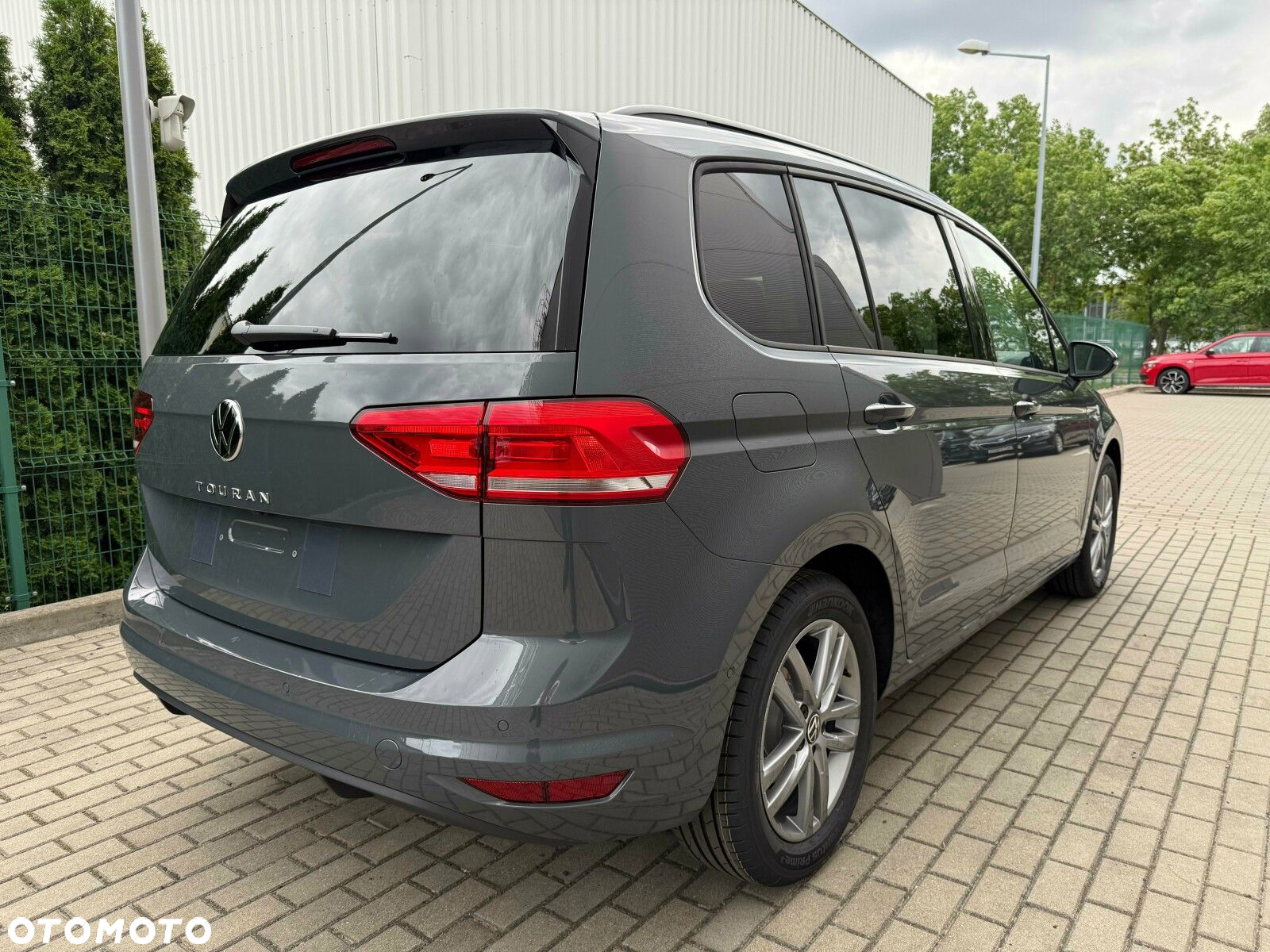 Volkswagen Touran - 5