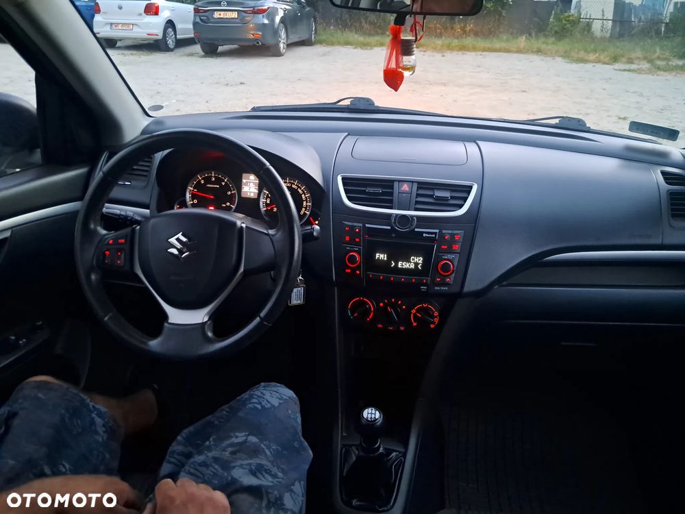 Suzuki Swift - 7