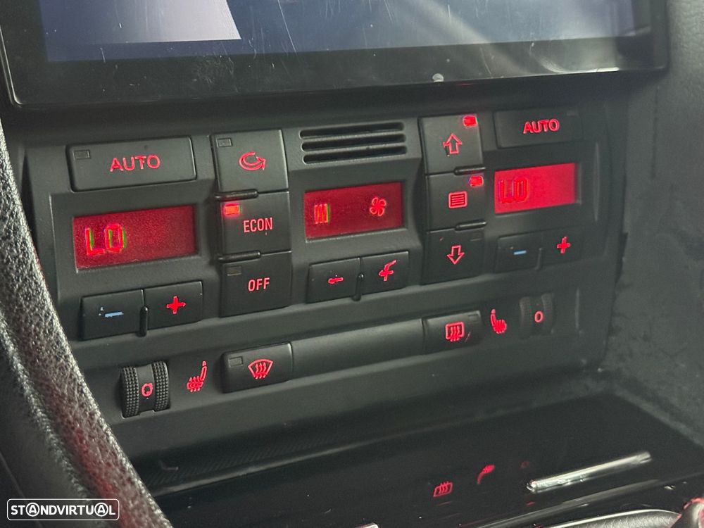 Audi A4 Avant 1.9 TDI m6 S-Line - 49