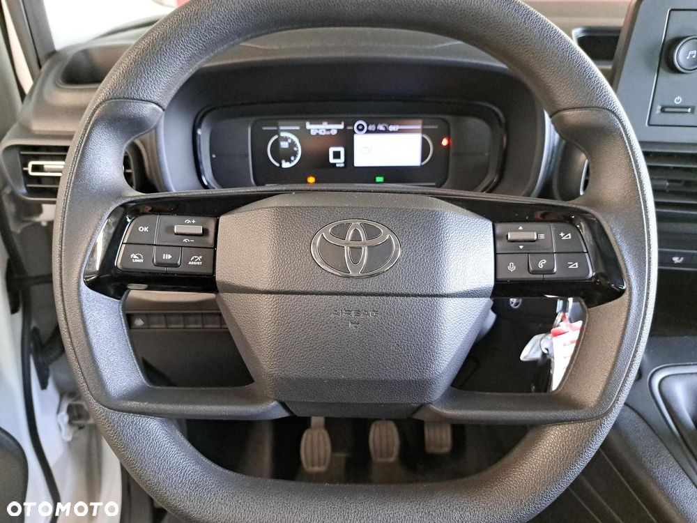 Toyota Proace City Verso 1.5 D-4D Business - 26
