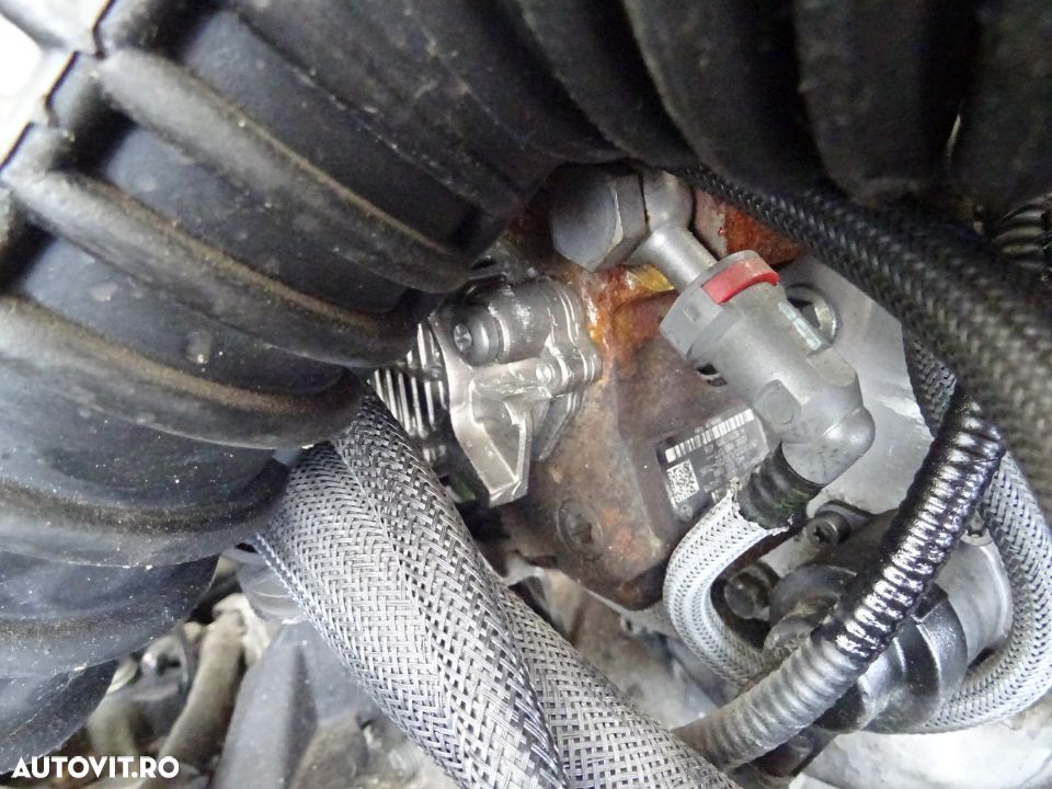 Pompa de inalta Renault Trafic 2.0 DCI M9R din 2006 - 1