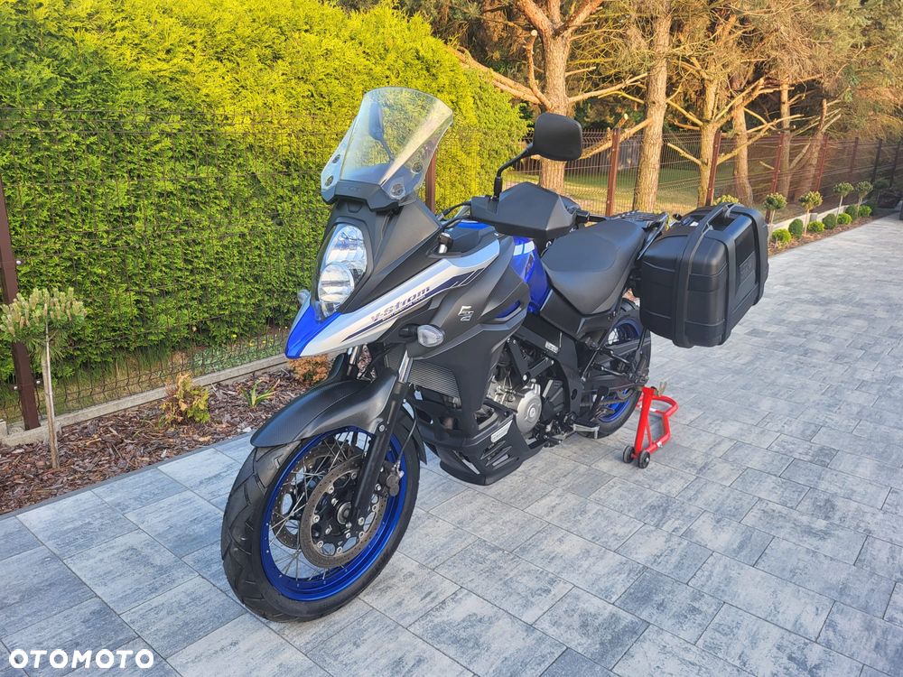 Suzuki V-STROM - 3