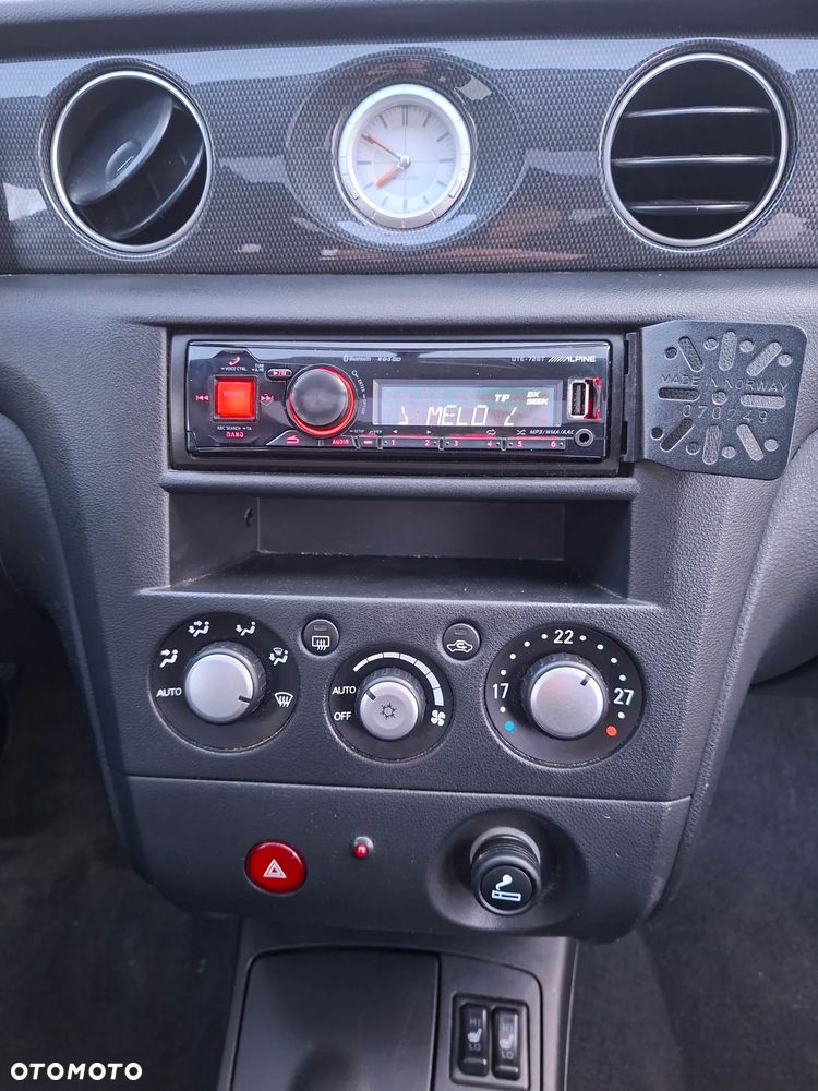 Mitsubishi Outlander 2.0 Turbo 4WD - 16