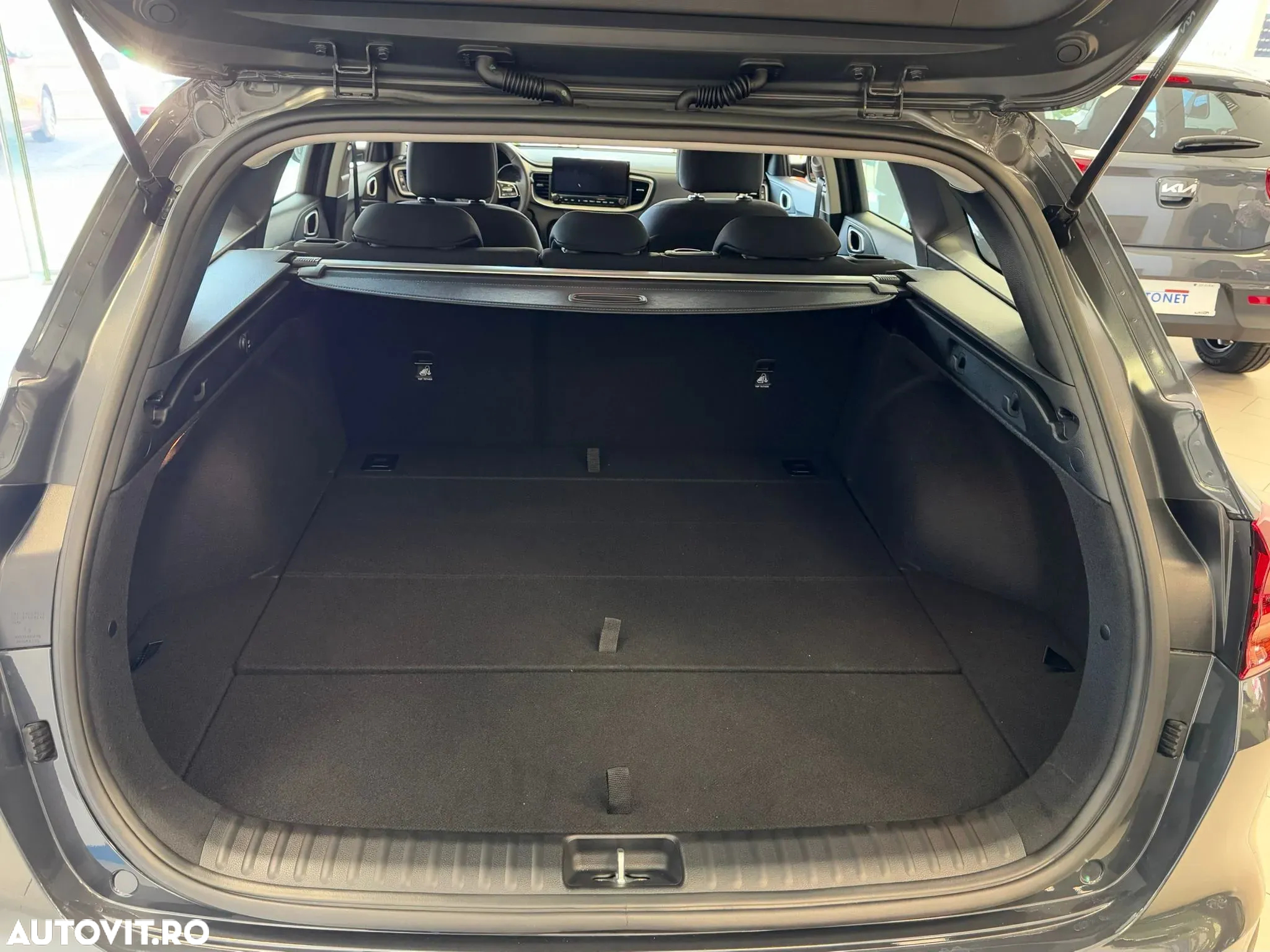 Kia Ceed 1.5 T-GDI 7DCT Best - 8