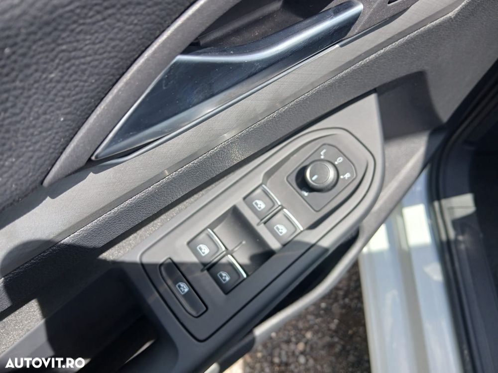 Volkswagen Golf 1.0 TSI Life - 7