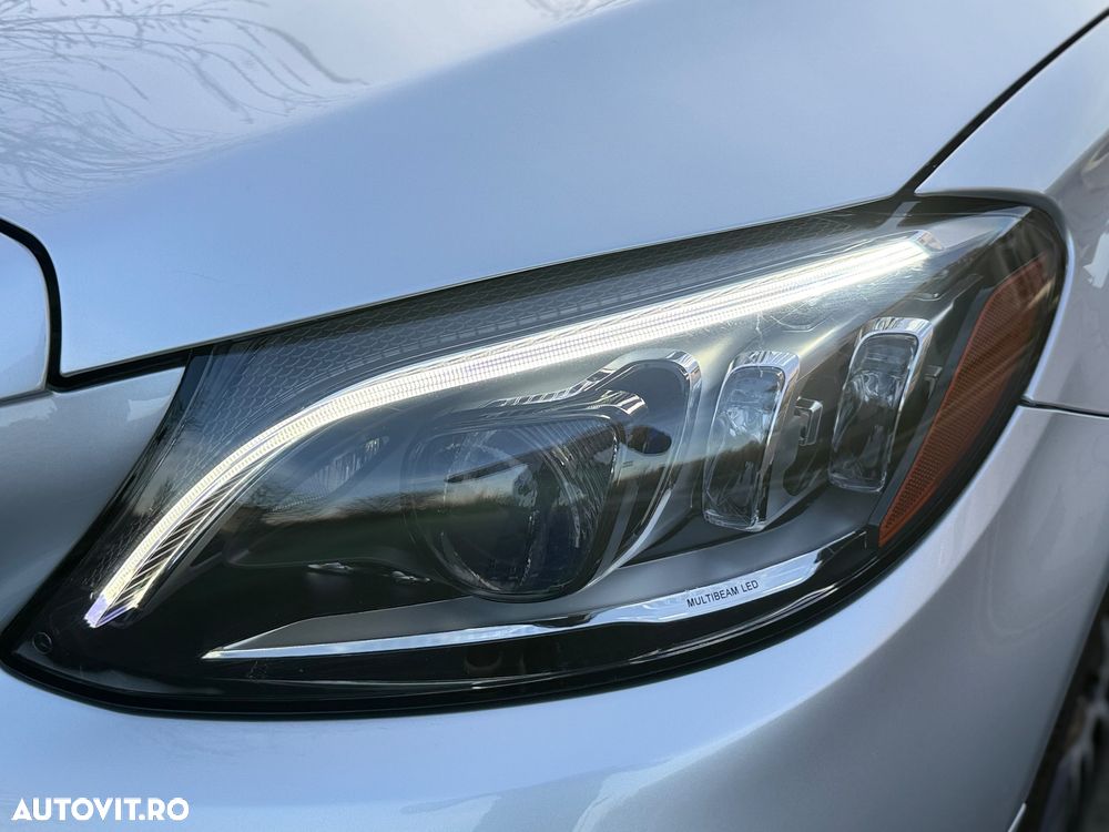 Mercedes-Benz C 300 9G-TRONIC AMG Line Plus - 23