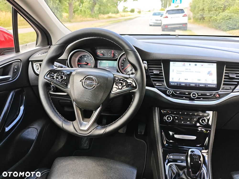 Opel Astra 1.4 Turbo Start/Stop Ultimate - 20