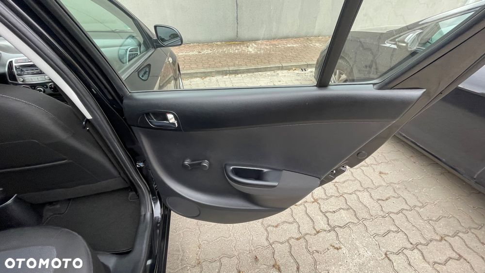 Hyundai i20 1.25 Comfort - 12
