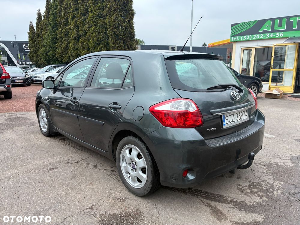Toyota Auris - 7