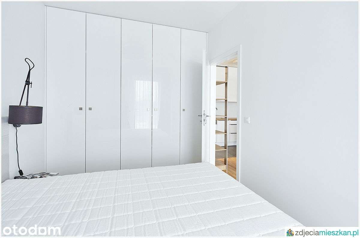 Arkadia - 36 m2 - 2 pokoje - Garaż - duży balkon. Duże szafy
