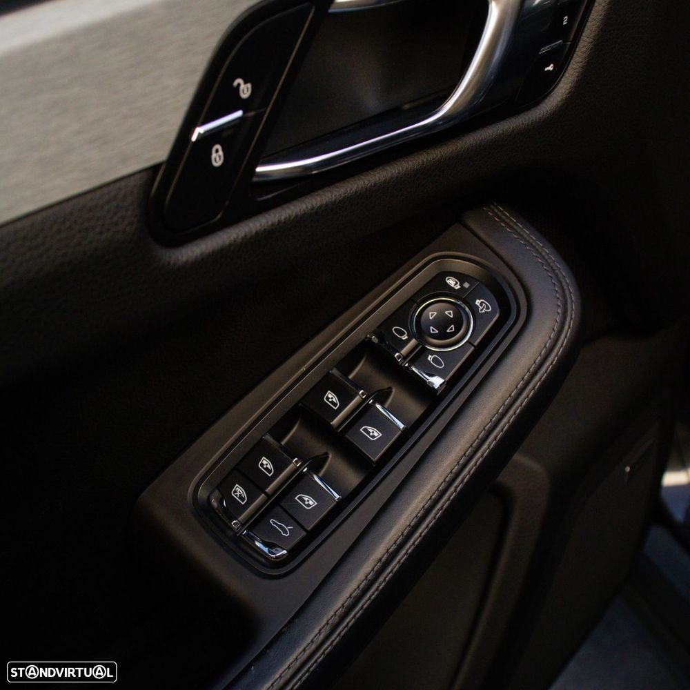 Porsche Macan PDK - 16
