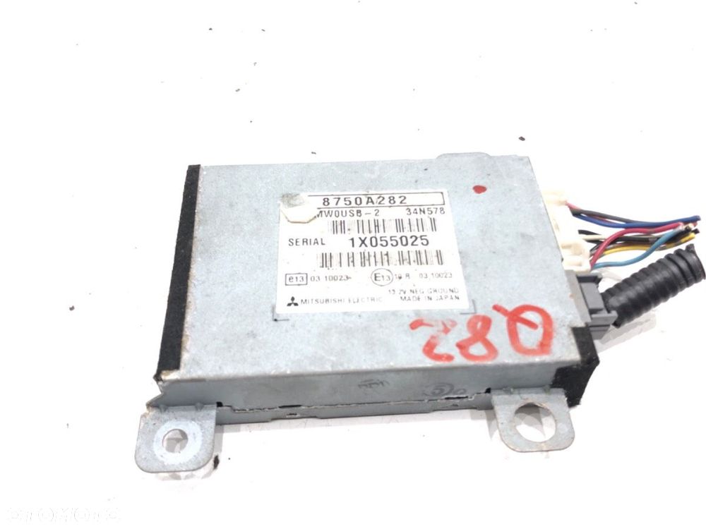 MODUŁ USB  MITSUBISHI ASX (GA_W_) 2009 - 2022 1.8 DI-D 110 kW [150 KM] olej napędowy 2010 - 2022 - 1