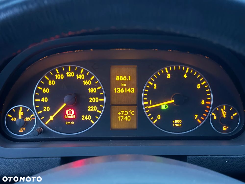 Mercedes-Benz Klasa A 160 BlueEfficiency - 6