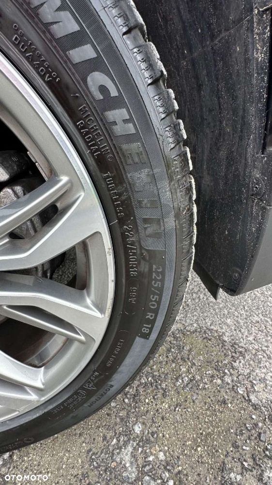 BMW X1 sDrive18d xLine - 34