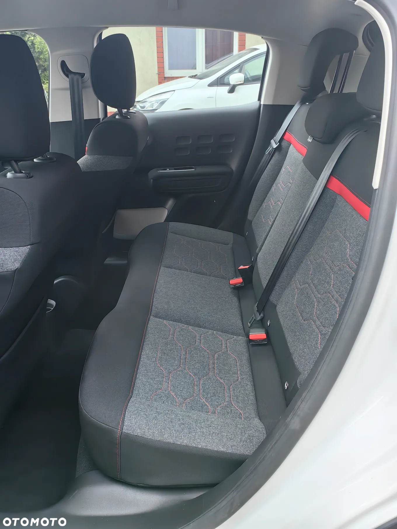 Citroën C3 Pure Tech 110 S&S EAT6 MAX - 16
