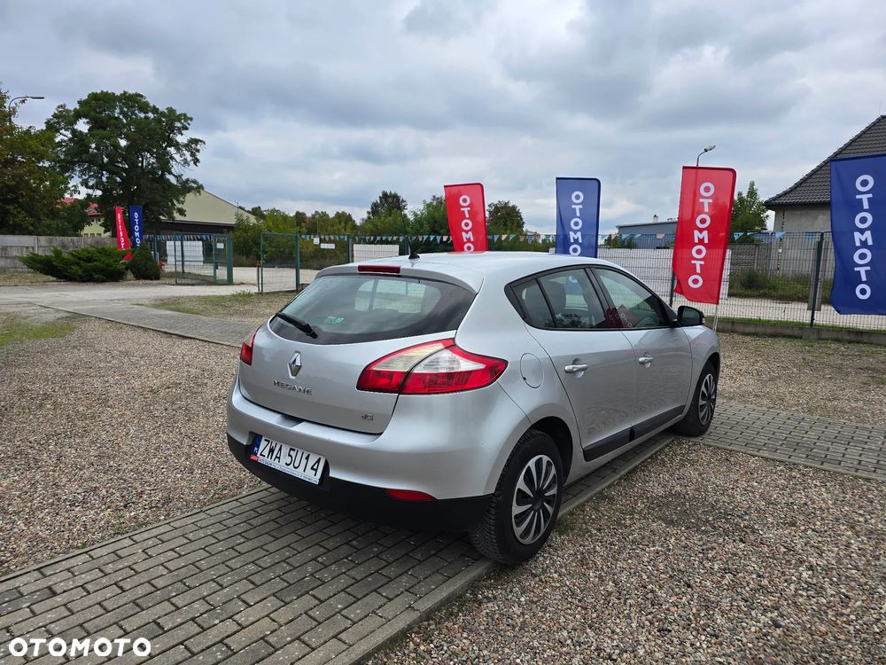 Renault Megane 1.5 dCi Color Edition - 6