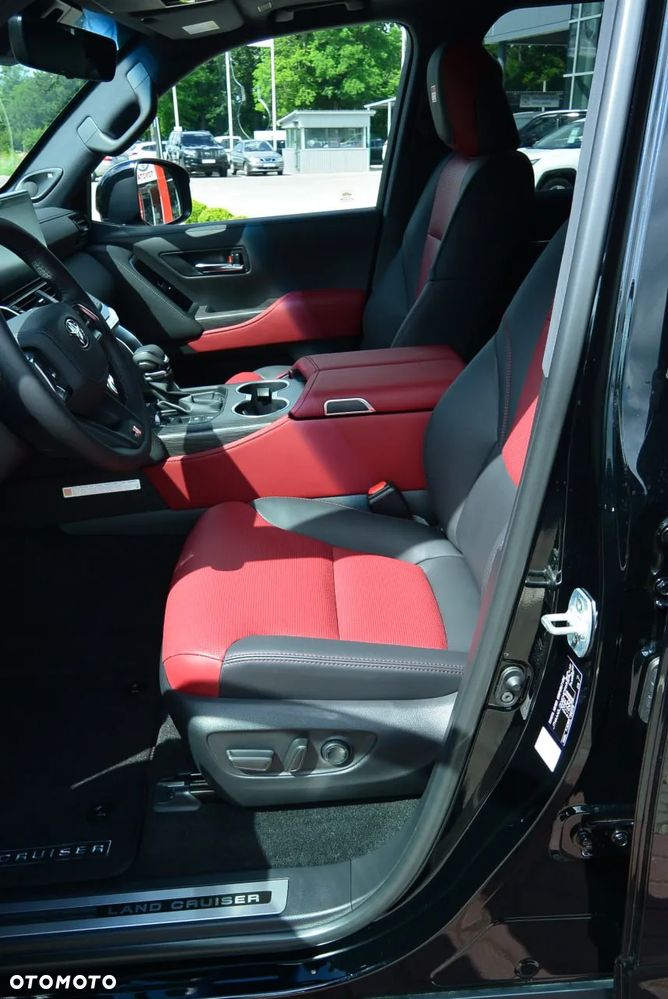 Toyota Land Cruiser - 9