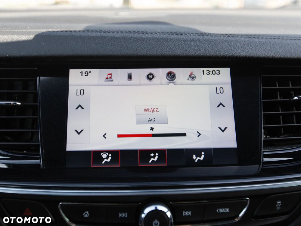 Opel Insignia 2.0 BiTurbo 4x4 Exclusive - 37