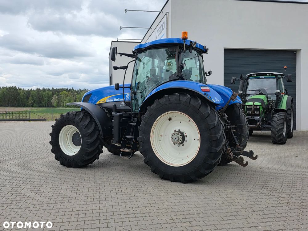 New Holland T7030 PC 2011R - 10