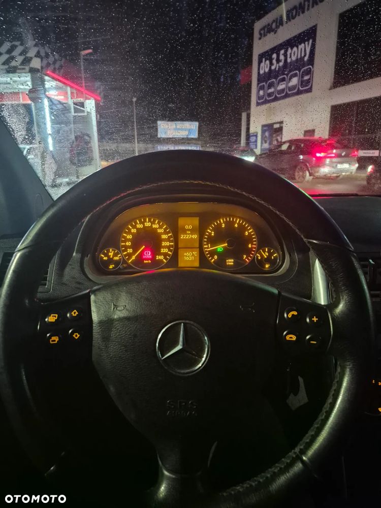 Mercedes-Benz Klasa A 160 Elegance BlueEff EU5 - 9