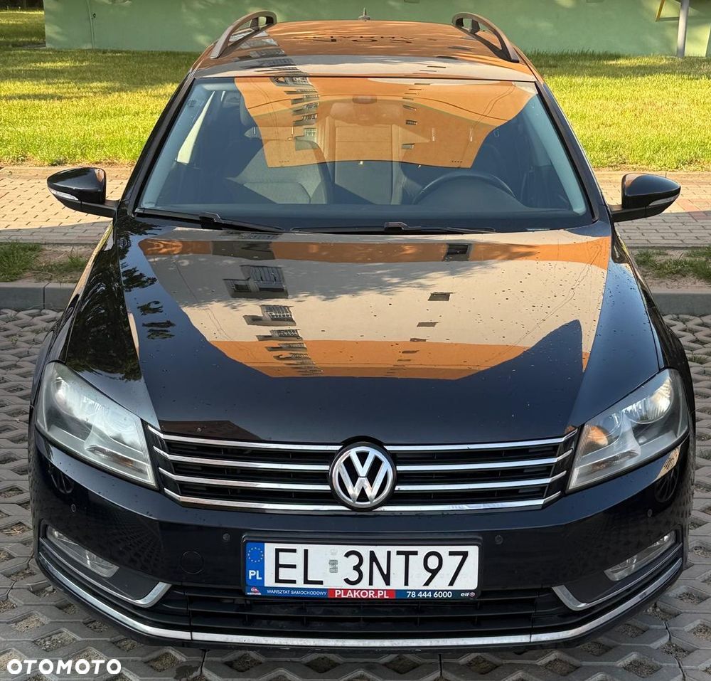 Volkswagen Passat 2.0 TDI DPF Highline DSG - 1