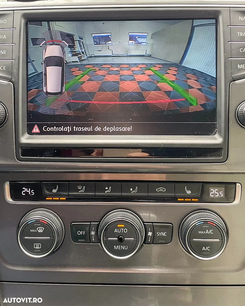 Volkswagen Golf e-Golf - 14