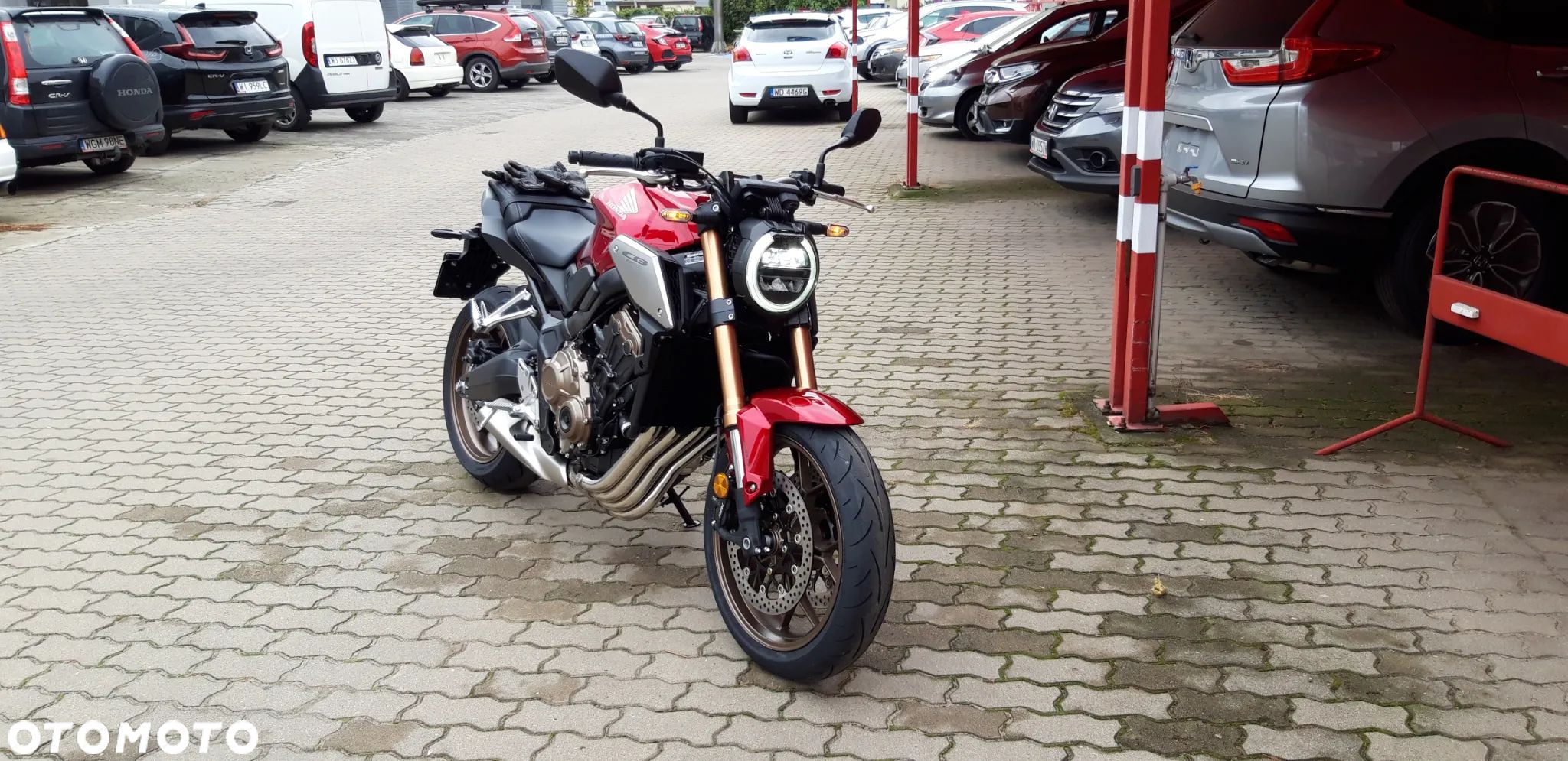 Honda CB - 1