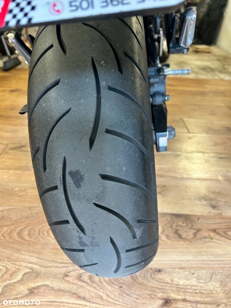 Yamaha FZ6 - 7