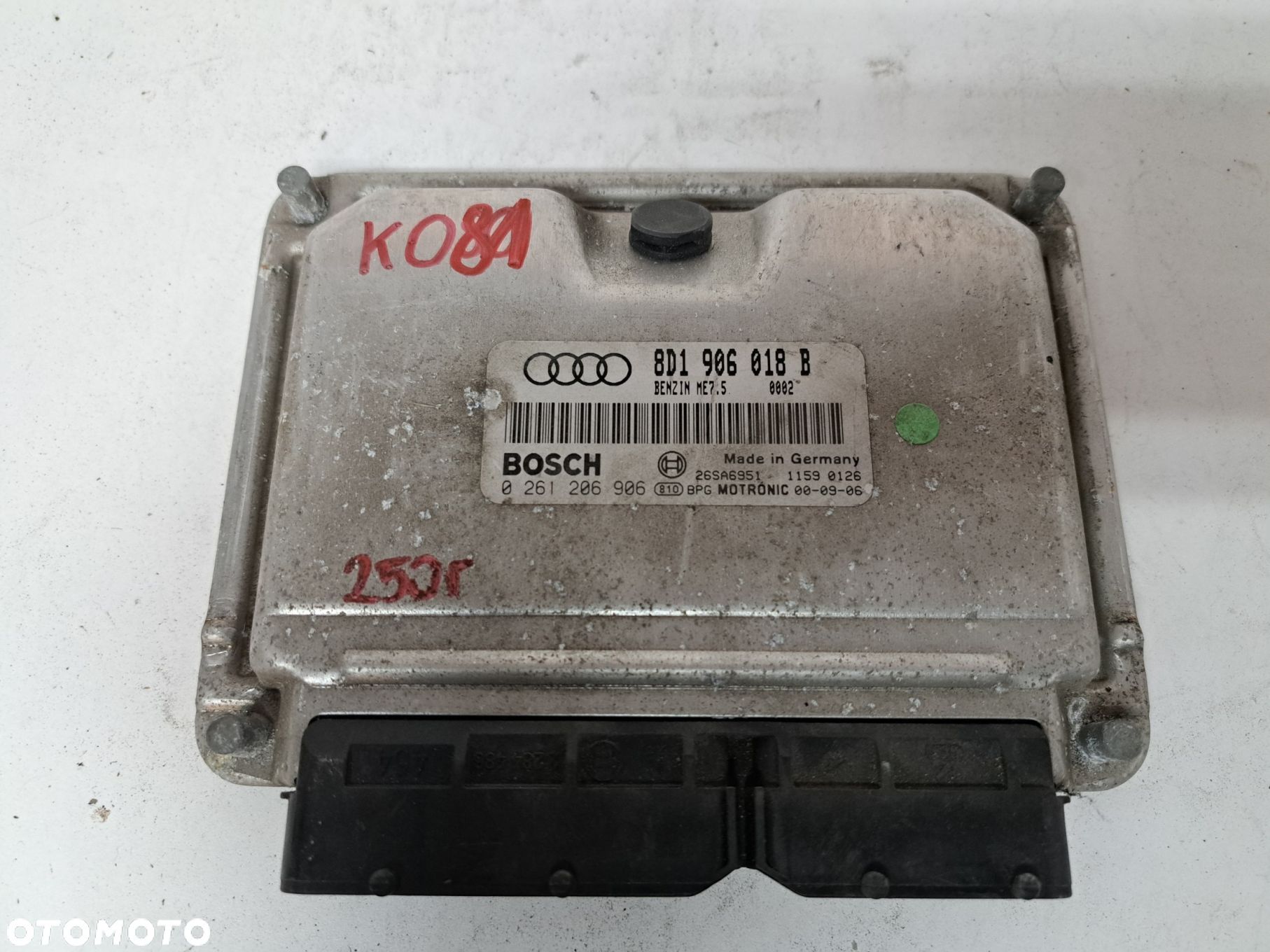 AUDI A3 8L KOMPUTER  STEROWNIK  SILNIKA 8D1906018B - 1