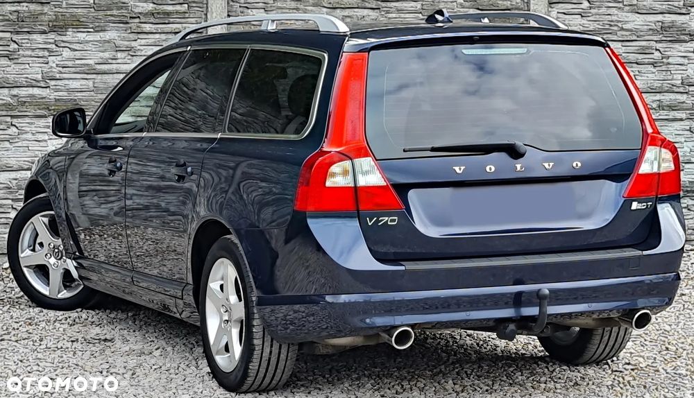 Volvo V70 2.0T Summum - 2
