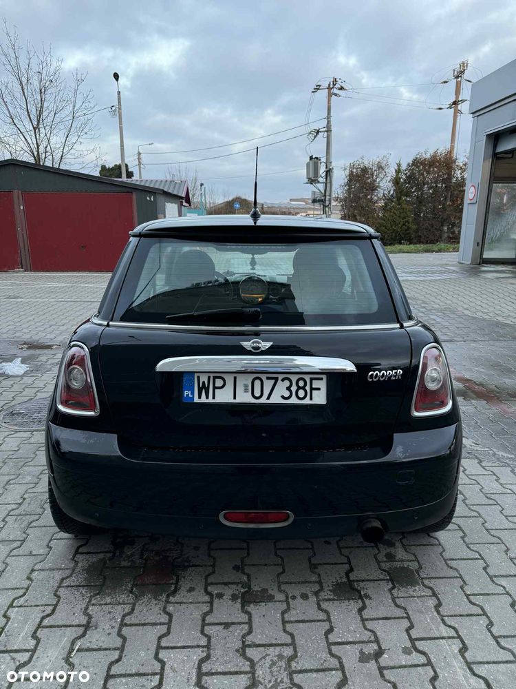 MINI Cooper Standard - 4