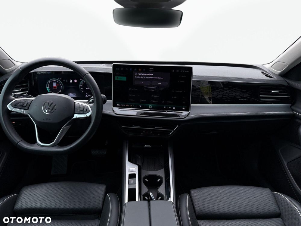 Volkswagen Passat Variant 2.0 TDI EVO Elegance DSG - 18