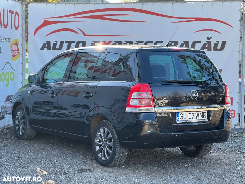 Opel Zafira - 4