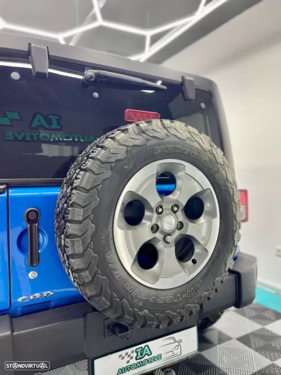 Jeep Wrangler Unlimited 2.8 CRD Auto Rubicon - 12