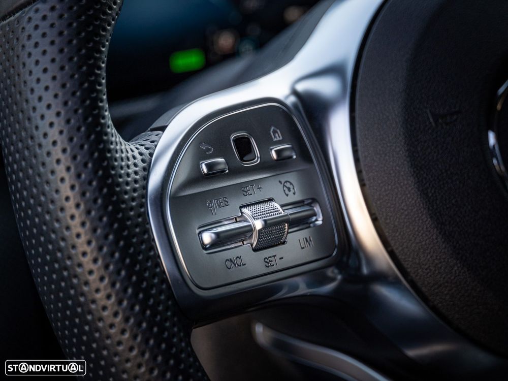 Mercedes-Benz CLA 250 - 11