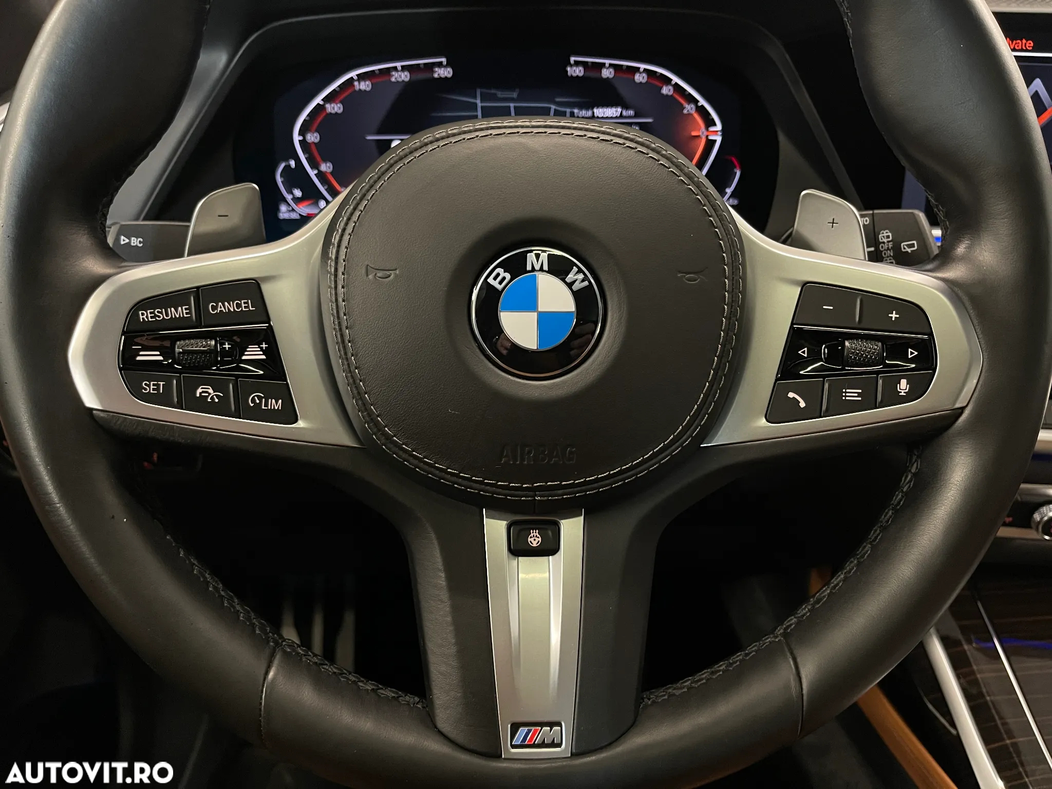 BMW X7 xDrive40d MHEV - 32