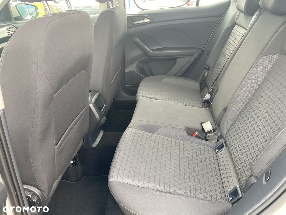 Volkswagen T-Cross 1.0 TSI Active DSG - 11