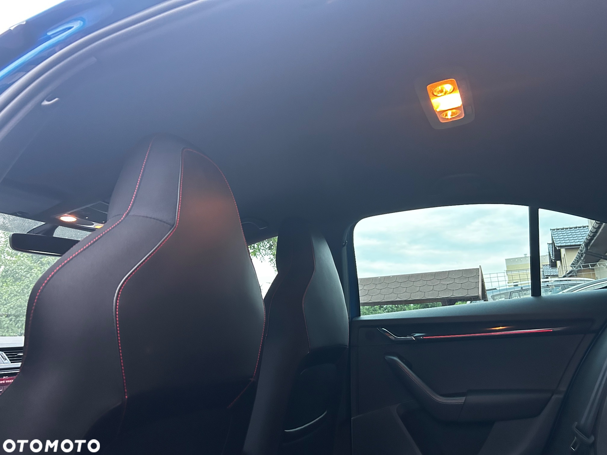 Skoda Octavia 2.0 TDI RS - 31