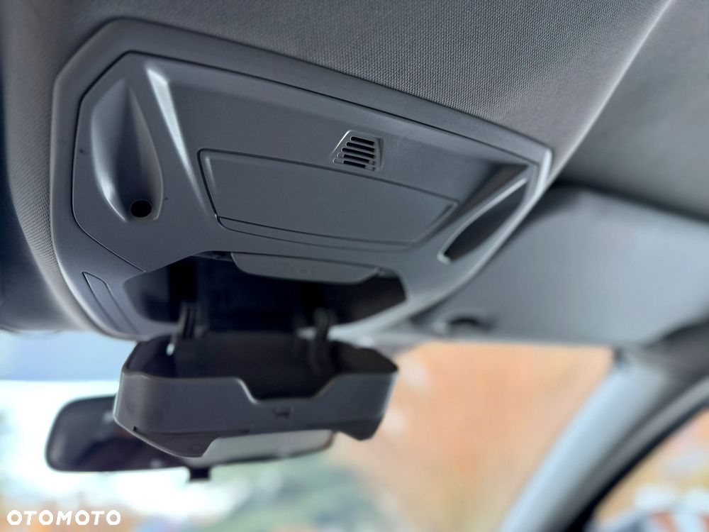 Ford Mondeo 2.0 TDCi Trend - 14