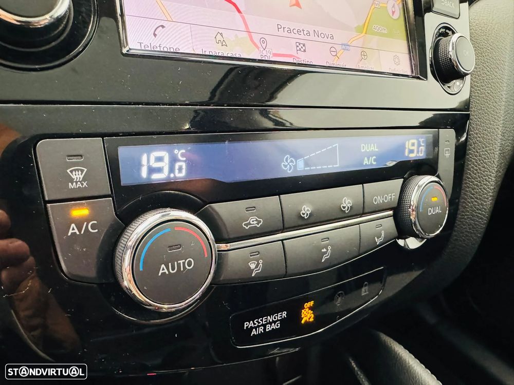 Nissan Qashqai 1.3 DIG-T N-Connecta LED+TT+SKY Xtronic - 13
