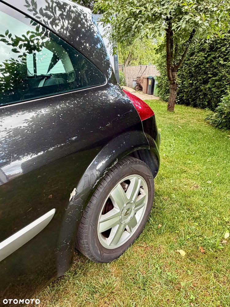 Renault Megane 1.4 Confort Authentique - 4
