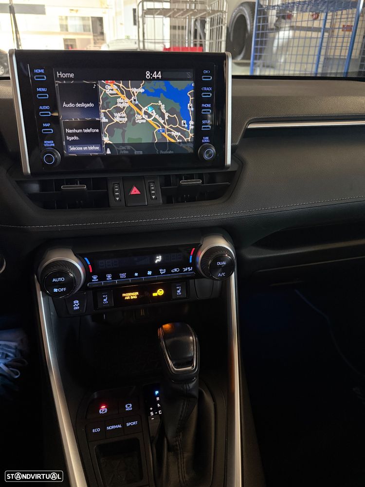 Toyota RAV4 2.5 HDF Comfort - 9