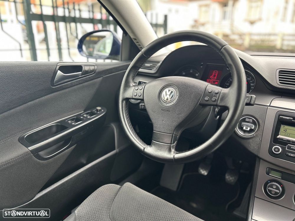 VW Passat 1.9 TDi Trendline - 13